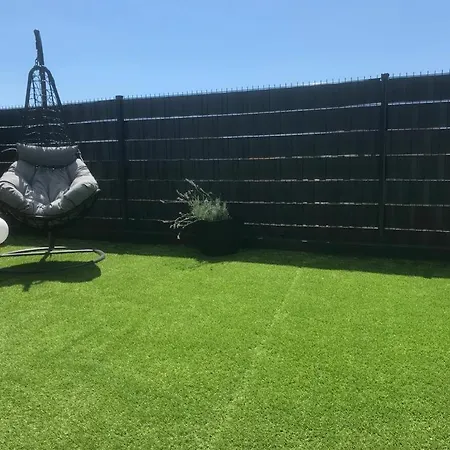 Apartmán Hedonist-luxury 2 Bedroom With Private Hot Tub, Garden And Free Parking *