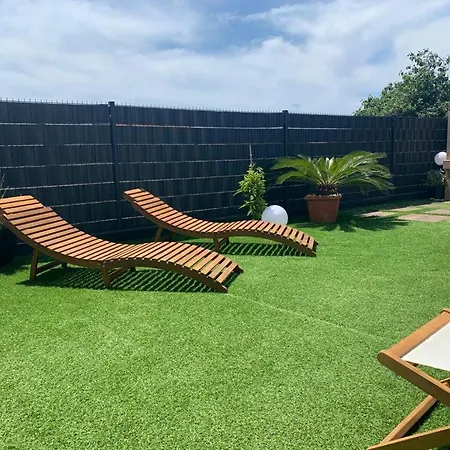 Hedonist-luxury 2 Bedroom With Private Hot Tub, Garden And Free Parking Traù